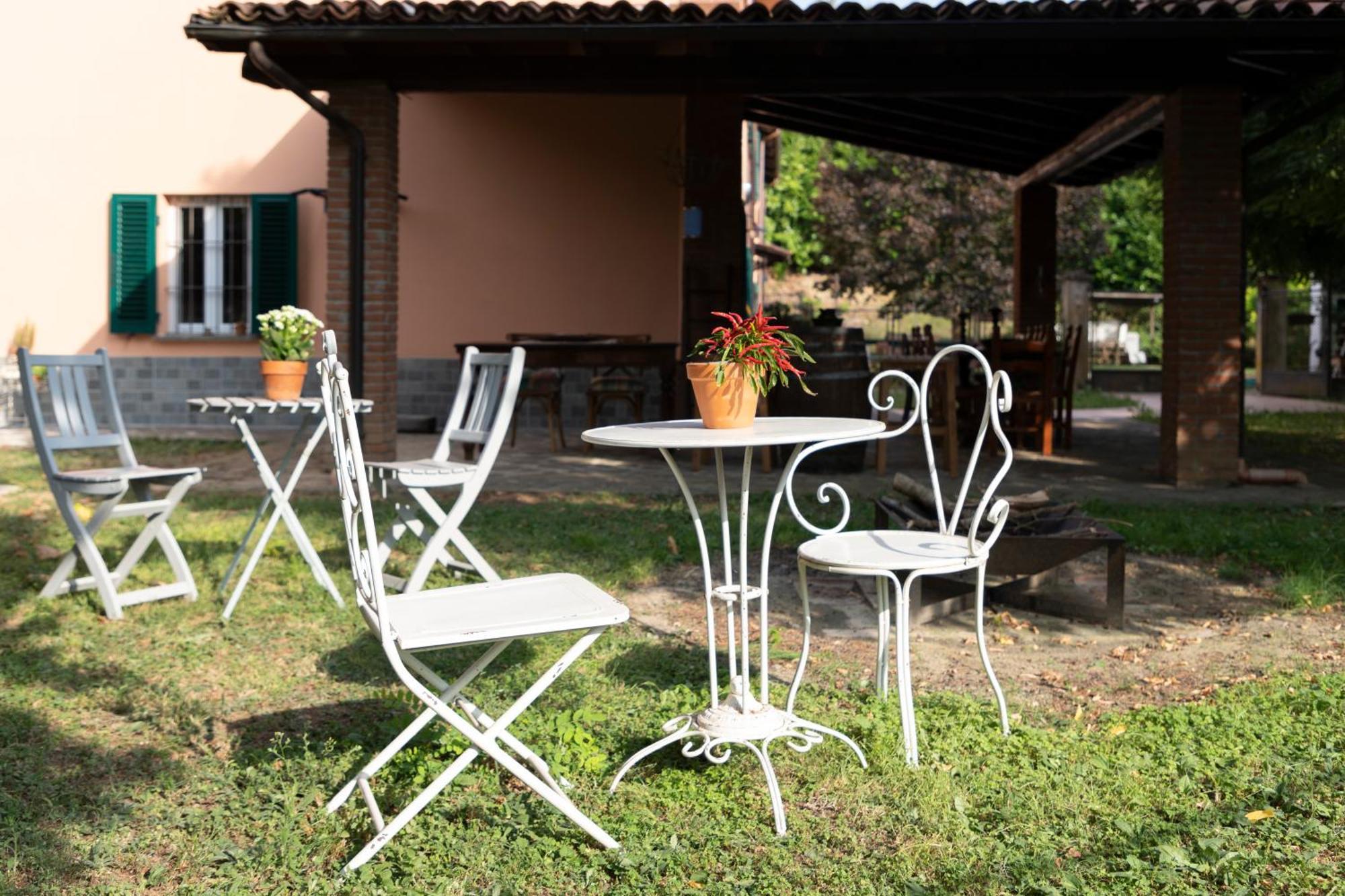 Country Boutique Paradiso Valmadonna Exterior photo